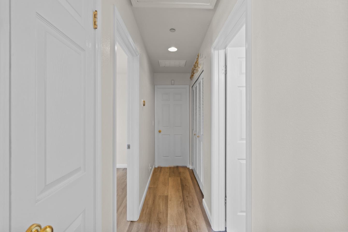 Detail Gallery Image 25 of 33 For 158 Yasou Demas Way, San Jose,  CA 95119 - 2 Beds | 2 Baths
