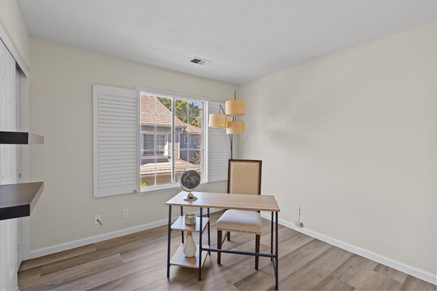 Detail Gallery Image 8 of 33 For 158 Yasou Demas Way, San Jose,  CA 95119 - 2 Beds | 2 Baths