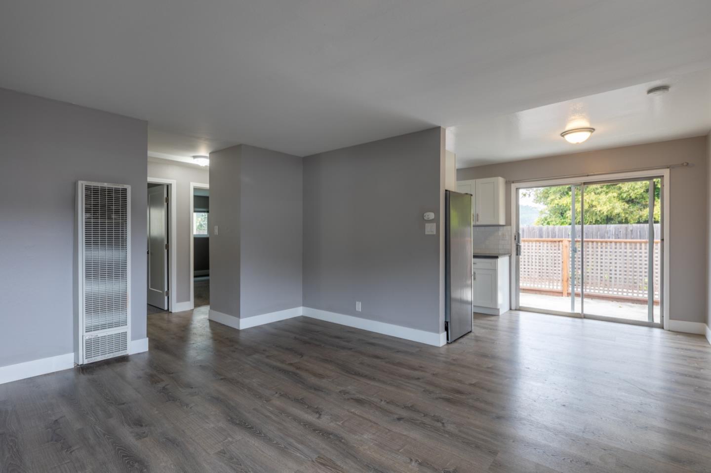 Detail Gallery Image 1 of 1 For 1336 Adobe Dr #2,  Pacifica,  CA 94044 - 3 Beds | 1/1 Baths
