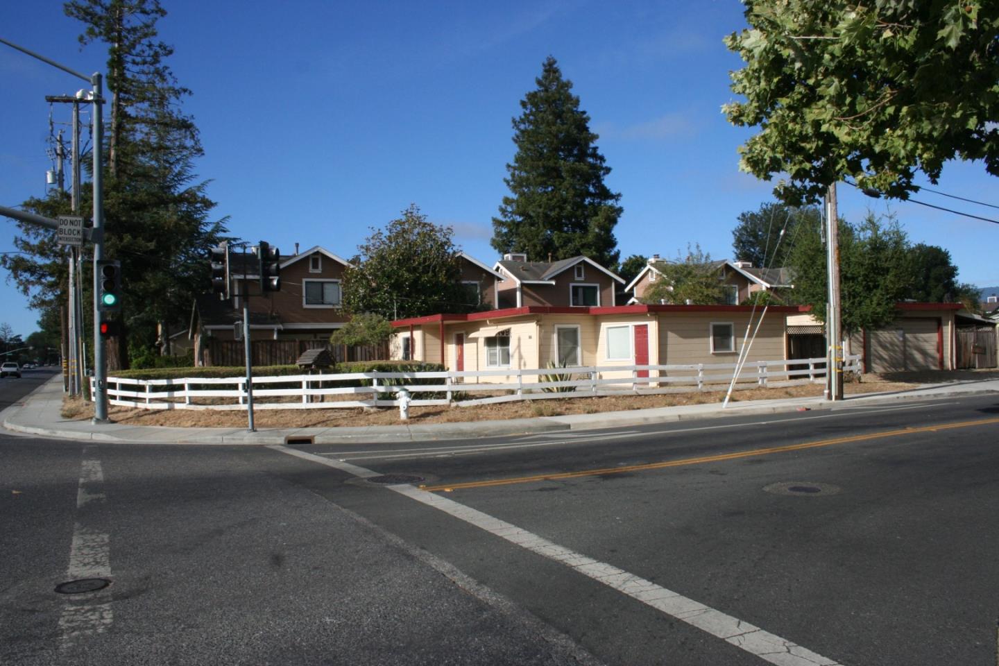 1001 S Wolfe Rd, Sunnyvale, CA 94086 Beds Baths (Contingent