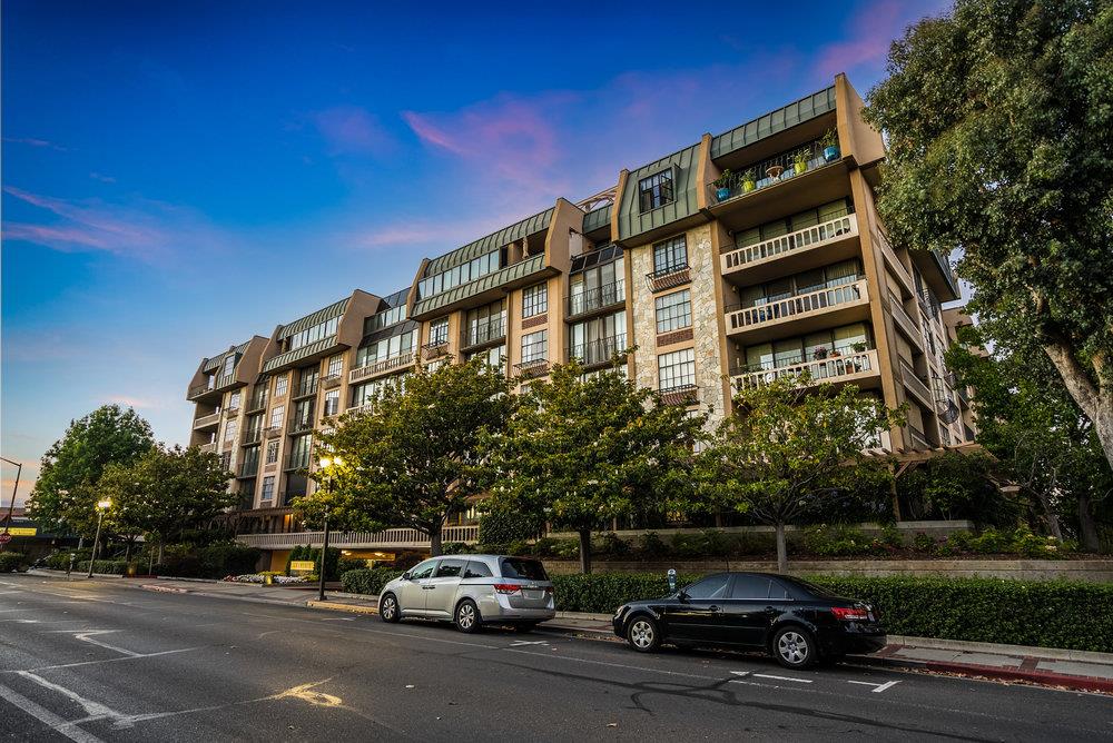 Detail Gallery Image 1 of 1 For 555 Laurel Ave #516,  San Mateo,  CA 94401 - 2 Beds | 2/1 Baths