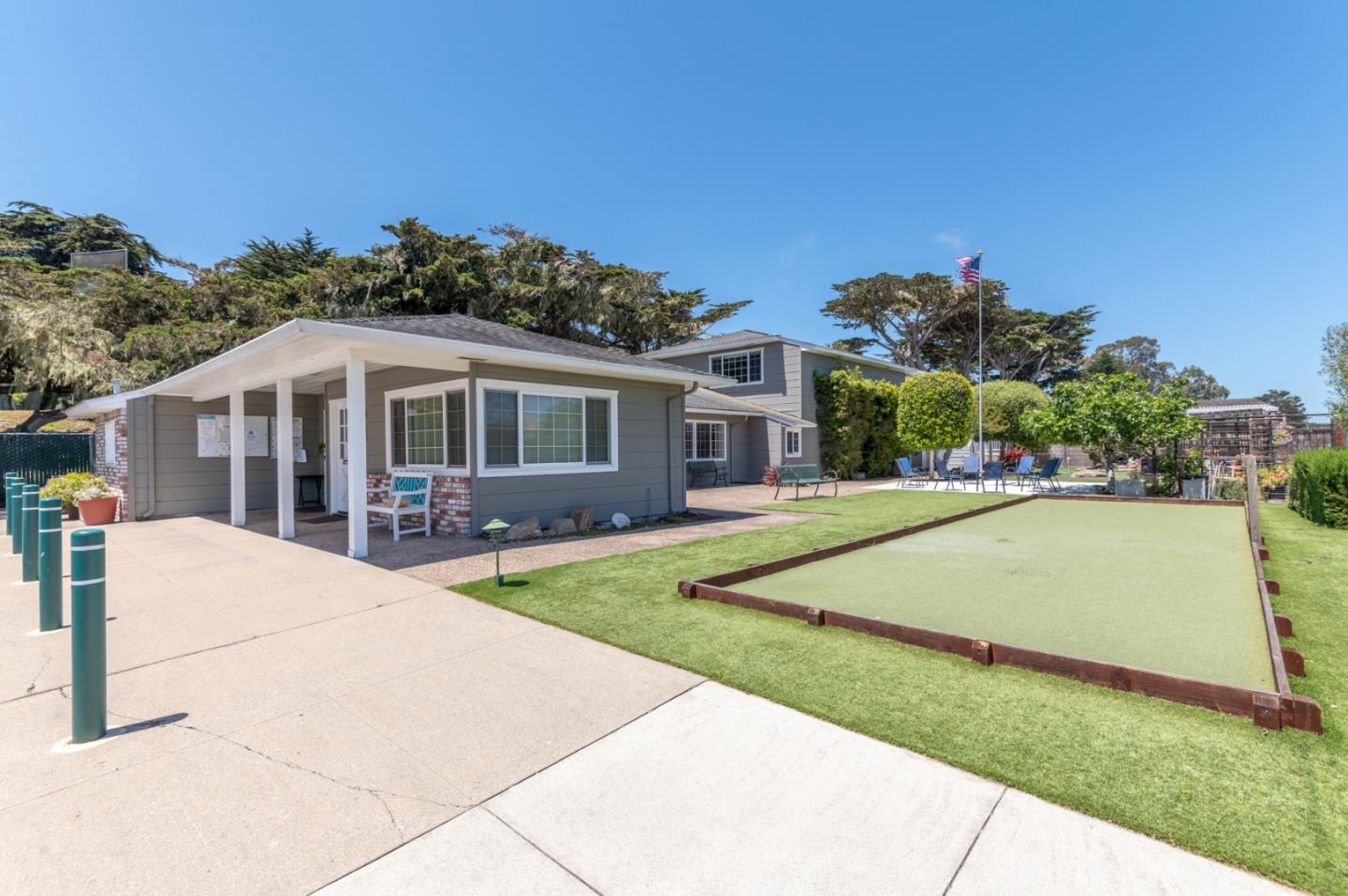 Detail Gallery Image 7 of 14 For 700 Briggs #53,  Pacific Grove,  CA 93950 - 2 Beds | 2 Baths