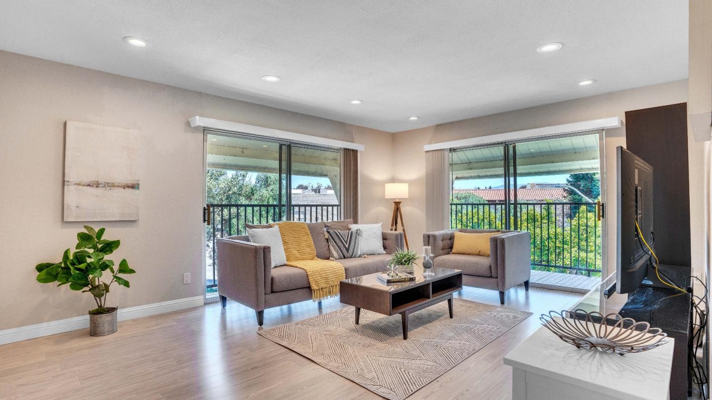 Detail Gallery Image 1 of 1 For 1720 Halford Ave #328,  Santa Clara,  CA 95051 - 1 Beds | 1 Baths