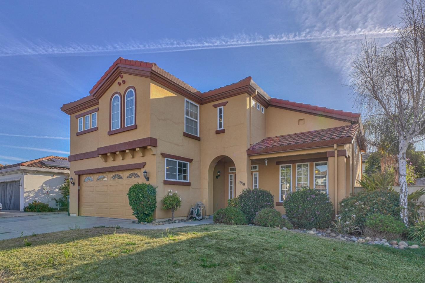 Detail Gallery Image 1 of 1 For 1910 Gladstone Way, Salinas,  CA 93906 - 4 Beds | 2/1 Baths