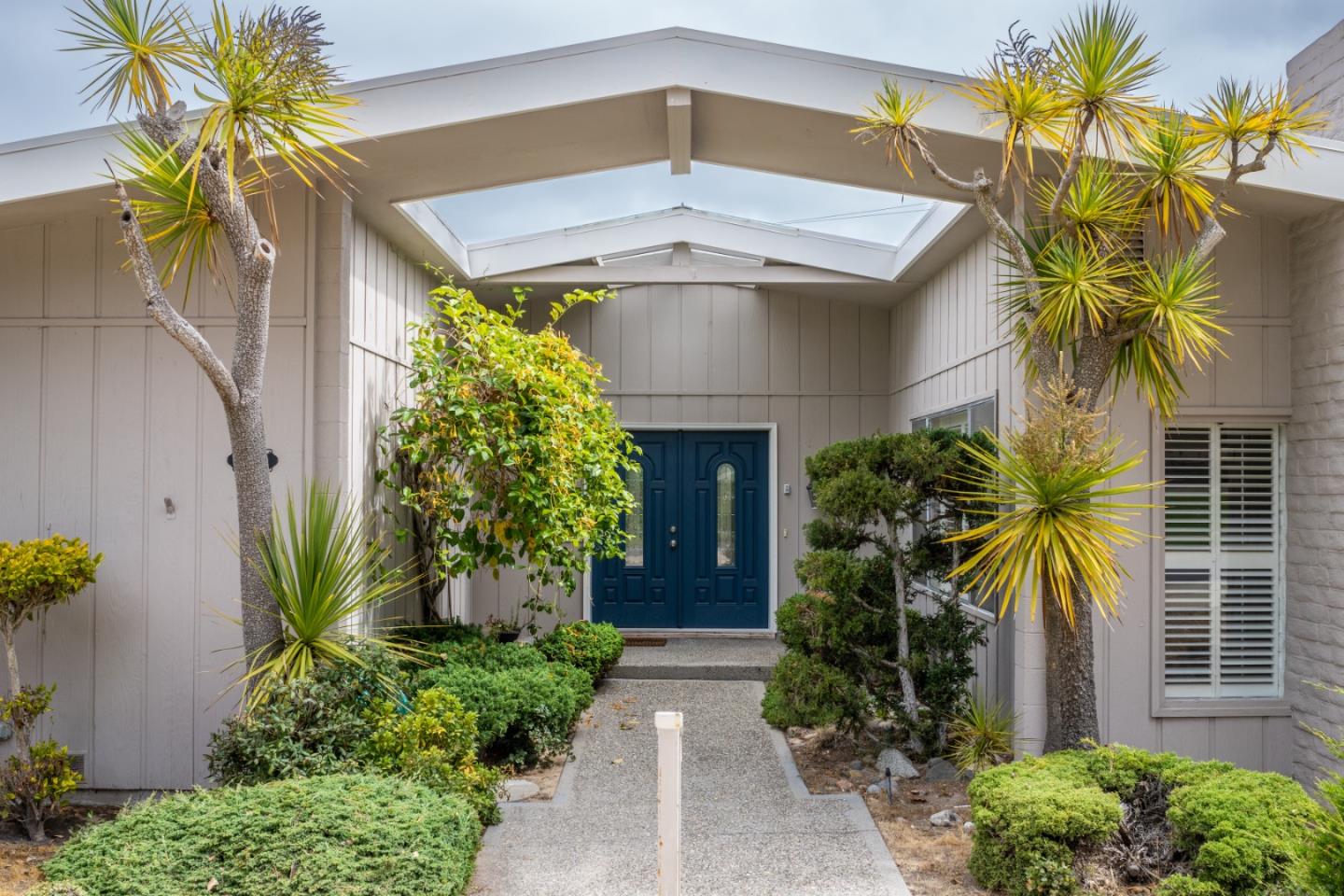 Detail Gallery Image 1 of 1 For 502 Platt Ct, Pacific Grove,  CA 93950 - 3 Beds | 2 Baths