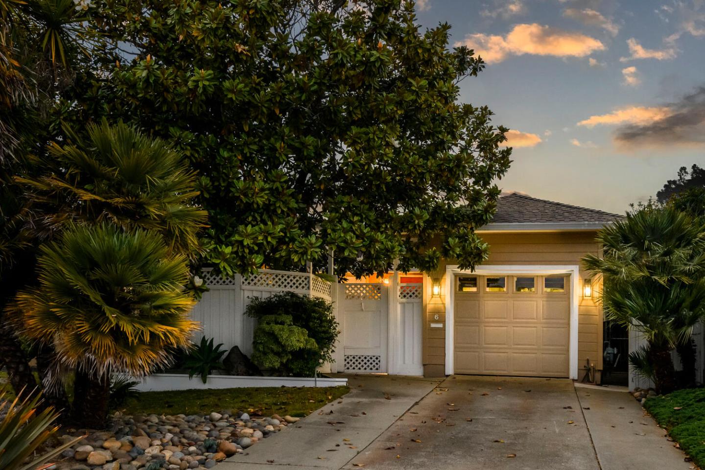 Detail Gallery Image 1 of 1 For 6 Chico Ct, South San Francisco,  CA 94080 - 3 Beds | 2 Baths