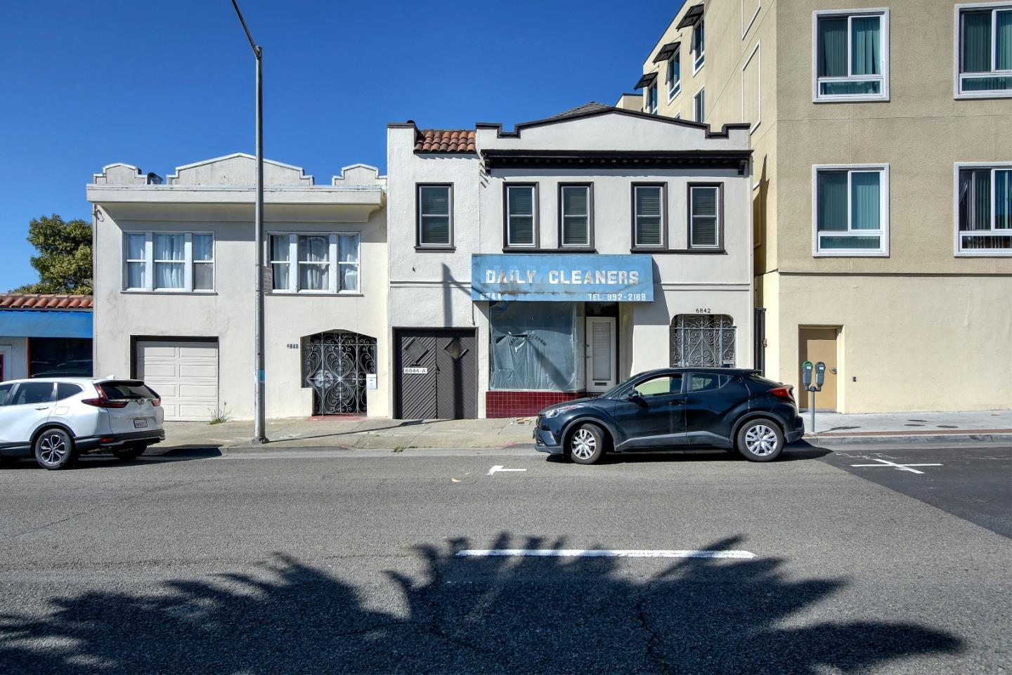 6842 Mission St, Daly City, CA 94014 2 Beds 1/1 Baths (Sold