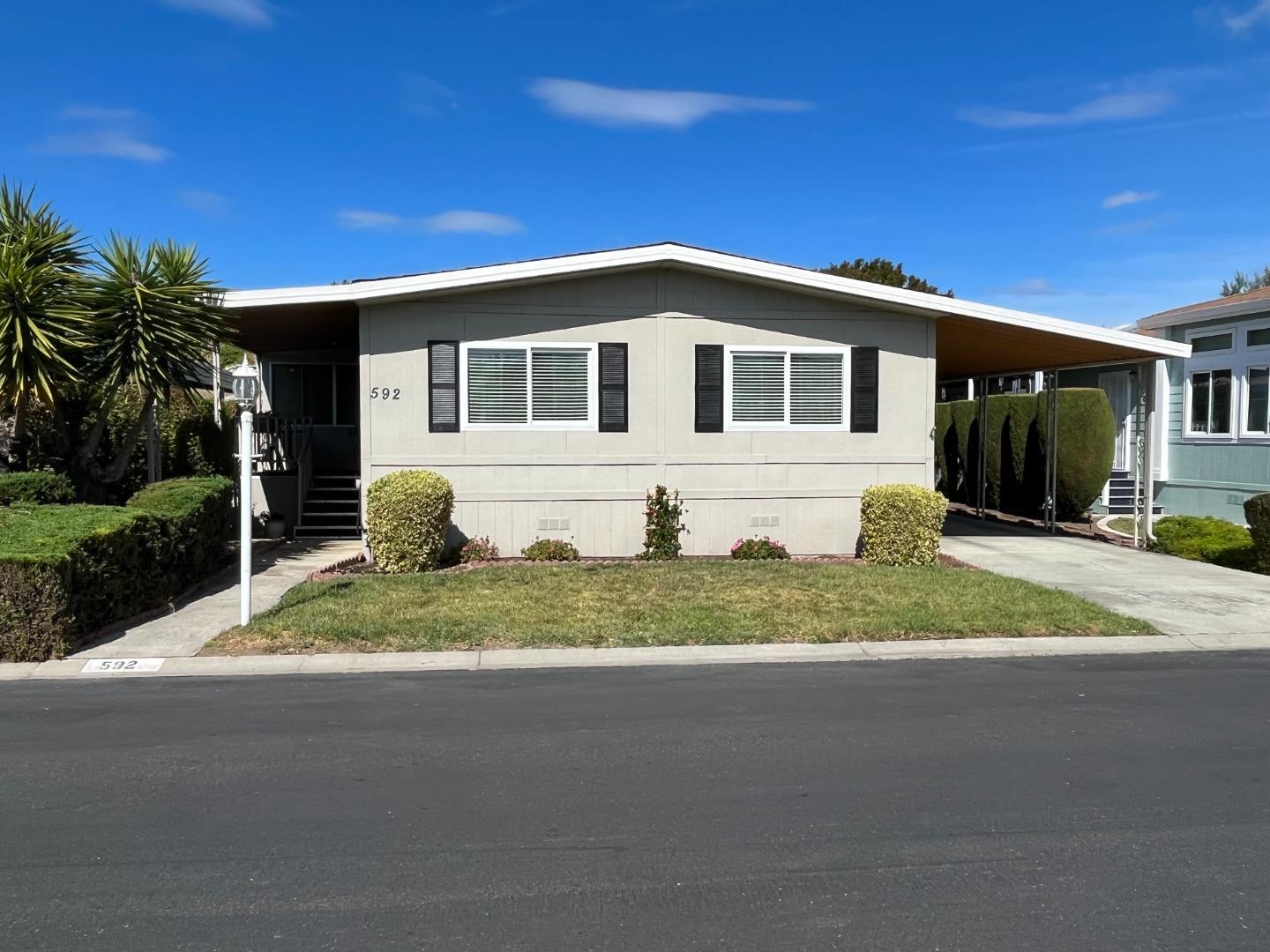 592 Millpond Dr 592, San Jose, CA 95125 2 Beds 2 Baths (Sold