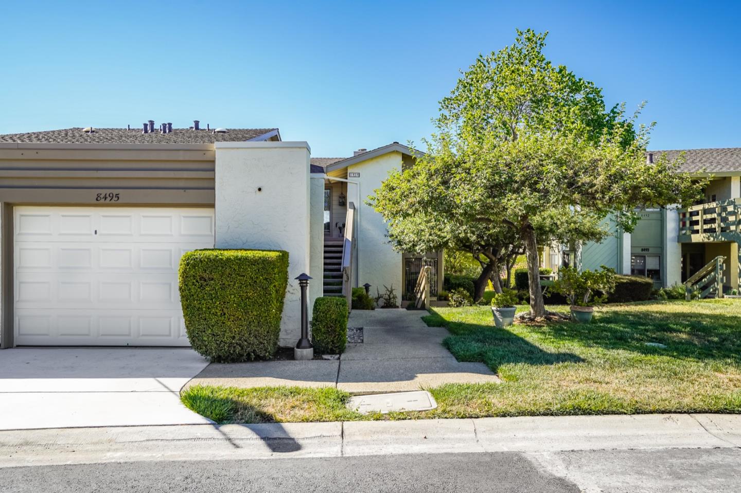 Detail Gallery Image 1 of 1 For 8494 Grenache Ct, San Jose,  CA 95135 - 2 Beds | 2 Baths