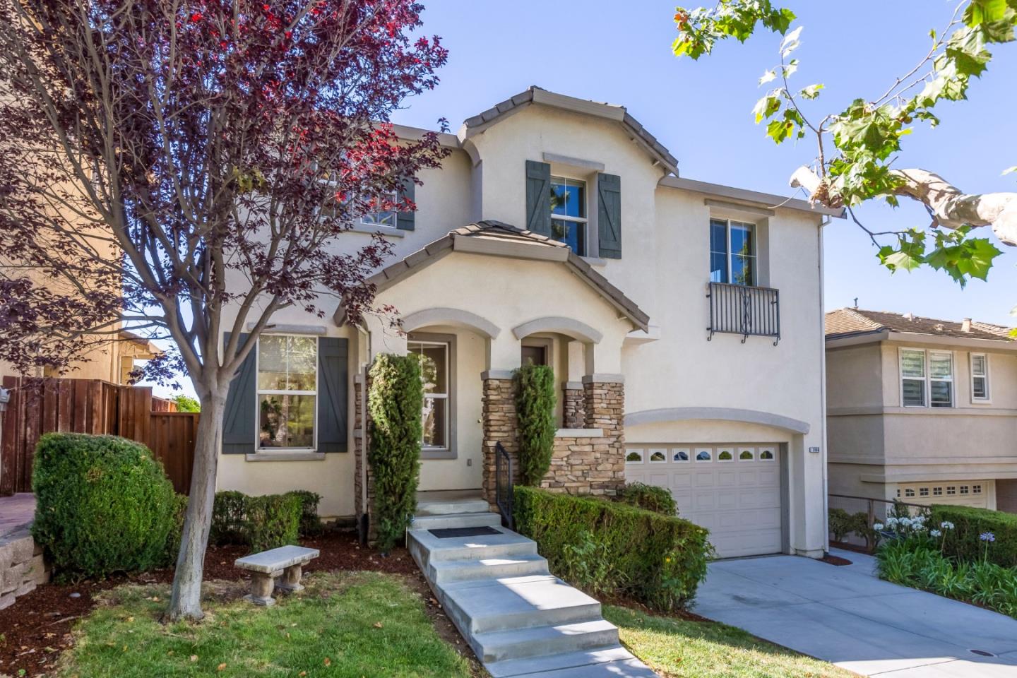 Detail Gallery Image 1 of 1 For 706 Canoas Creek Cir, San Jose,  CA 95136 - 4 Beds | 2/1 Baths