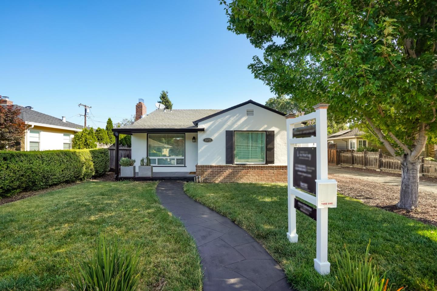 Detail Gallery Image 1 of 1 For 1573 Camino Monde, San Jose,  CA 95125 - 2 Beds | 1 Baths