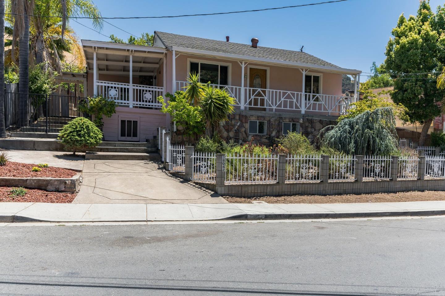 Detail Gallery Image 1 of 1 For 38042 Stenhammer Dr, Fremont,  CA 94536 - 2 Beds | 1 Baths