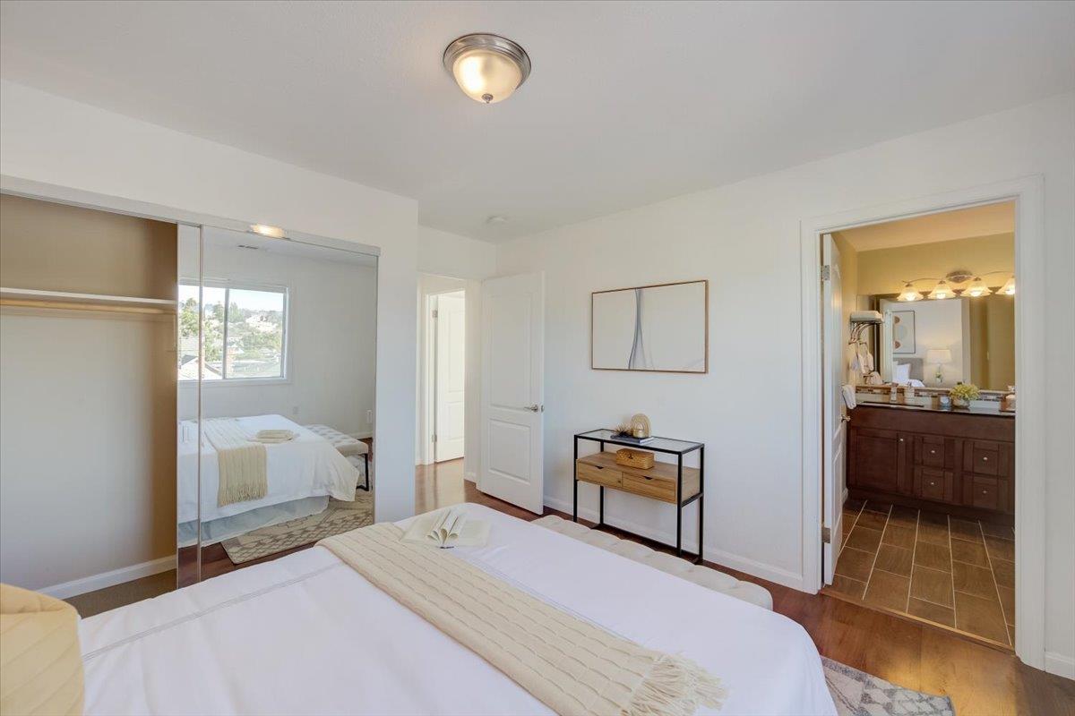 Detail Gallery Image 30 of 55 For 2037 E 23rd St, Oakland,  CA 94606 - 4 Beds | 2 Baths