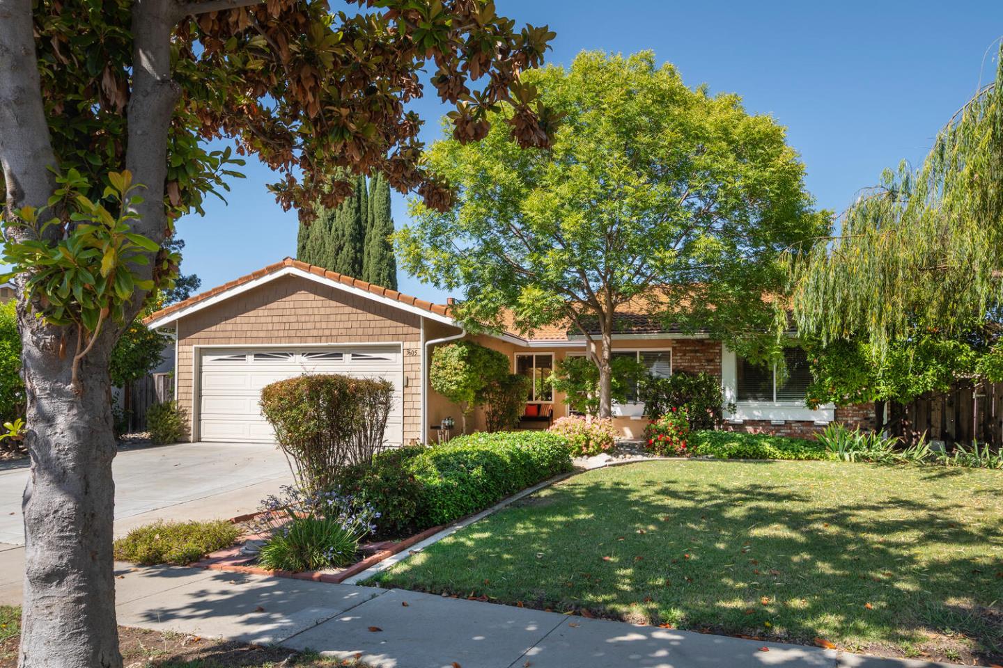 Detail Gallery Image 1 of 1 For 3605 Cuen Ct, San Jose,  CA 95136 - 3 Beds | 2 Baths