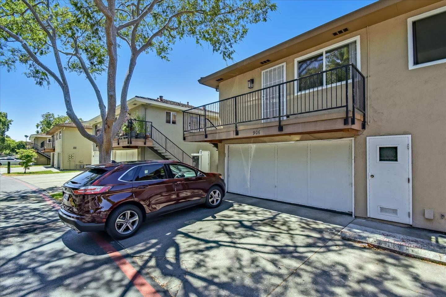 Detail Gallery Image 1 of 1 For 906 Gilchrist Dr #4,  San Jose,  CA 95133 - 2 Beds | 1 Baths