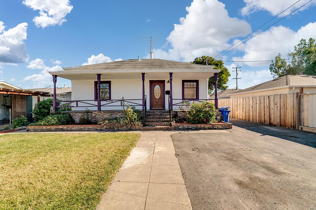 Detail Gallery Image 1 of 1 For 38041 3rd St, Fremont,  CA 94536 - 2 Beds | 2 Baths