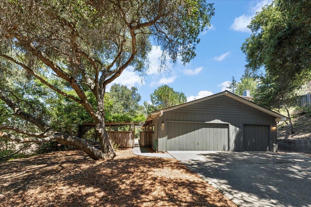 Detail Gallery Image 1 of 1 For 499 Navarra Dr, Scotts Valley,  CA 95066 - 3 Beds | 2 Baths