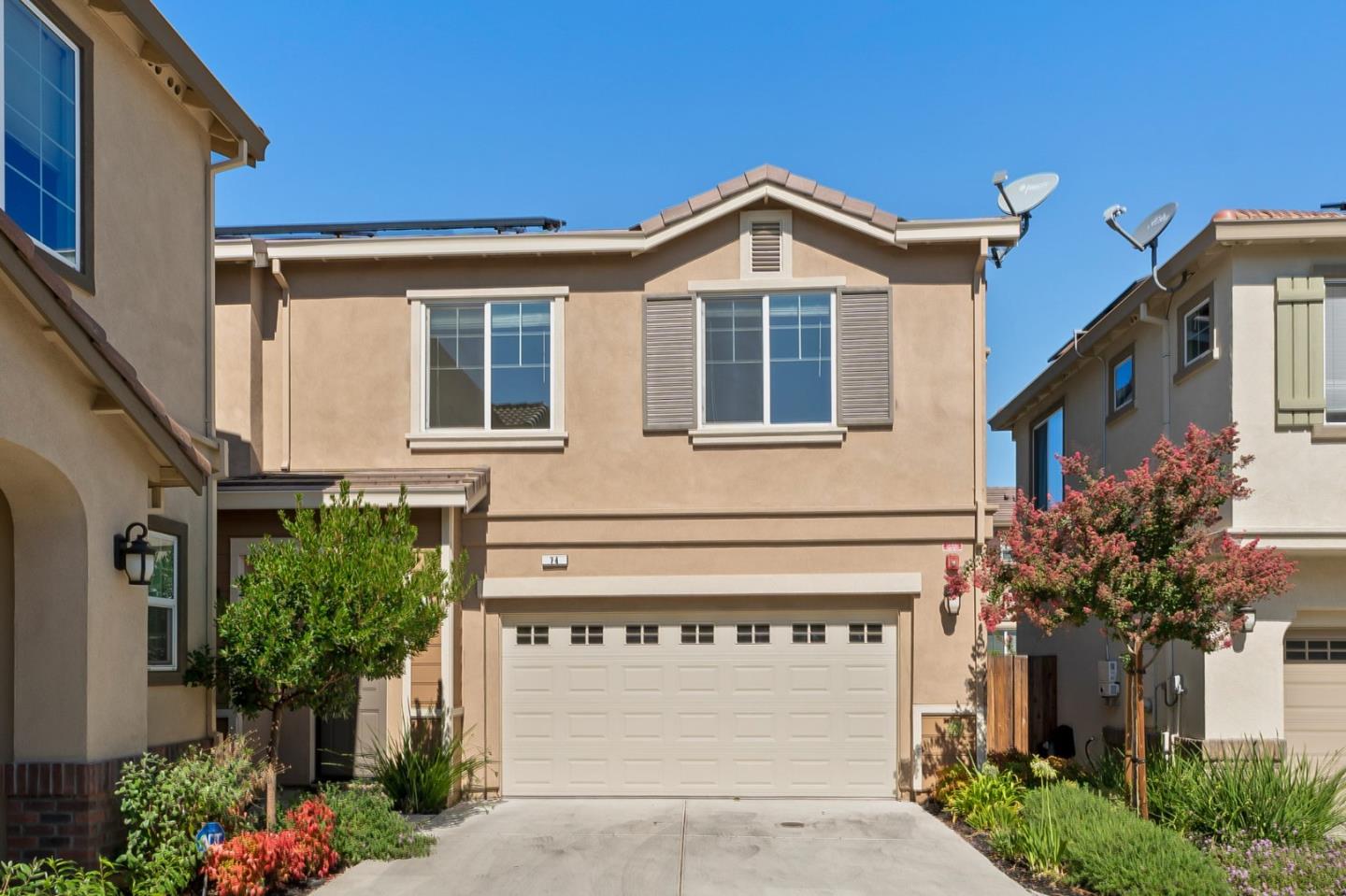 Detail Gallery Image 1 of 1 For 74 Belle Harbor Cir, Pittsburg,  CA 94565 - 4 Beds | 2/1 Baths