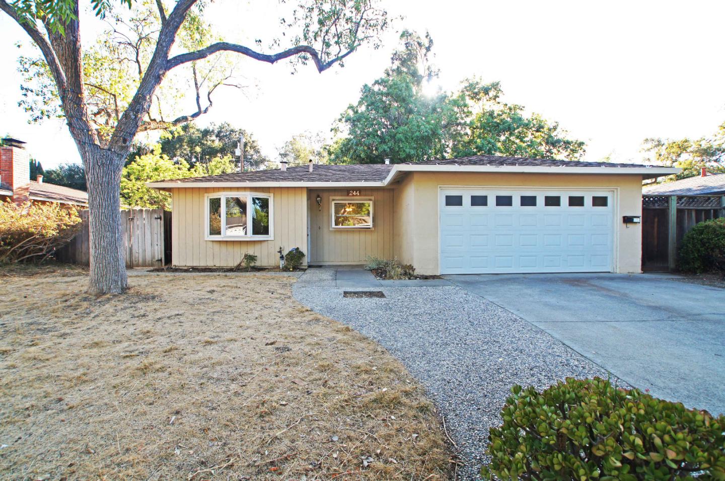 Detail Gallery Image 1 of 1 For 244 Las Miradas Dr, Los Gatos,  CA 95032 - 4 Beds | 2 Baths