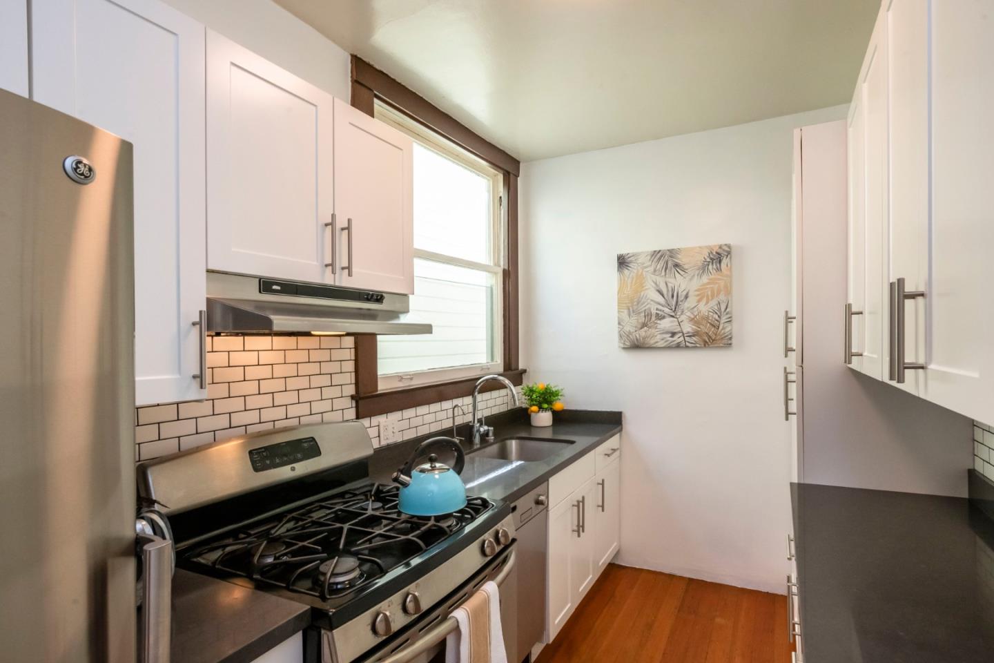 Detail Gallery Image 1 of 1 For 1155 Pine St #6,  San Francisco,  CA 94109 - 1 Beds | 1 Baths