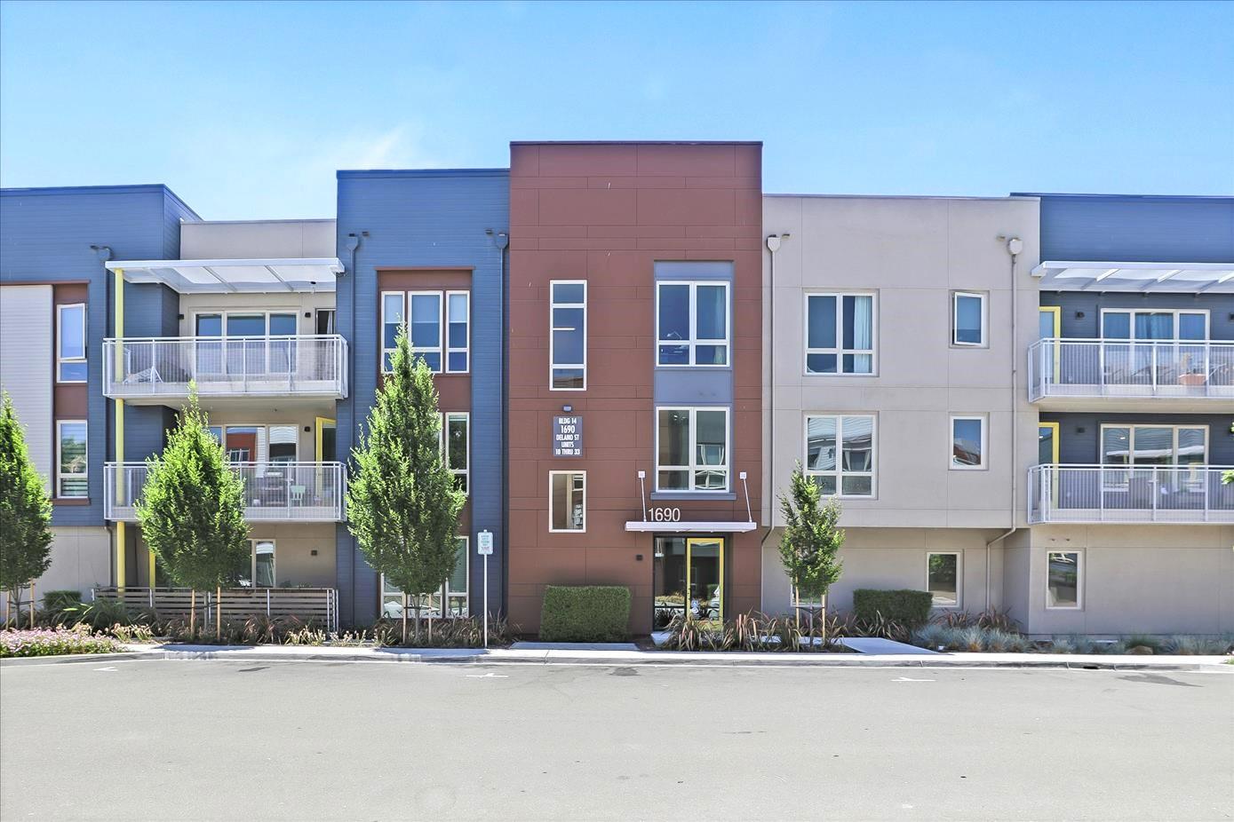 Detail Gallery Image 1 of 1 For 1690 Delano St #23,  Milpitas,  CA 95035 - 3 Beds | 2/1 Baths