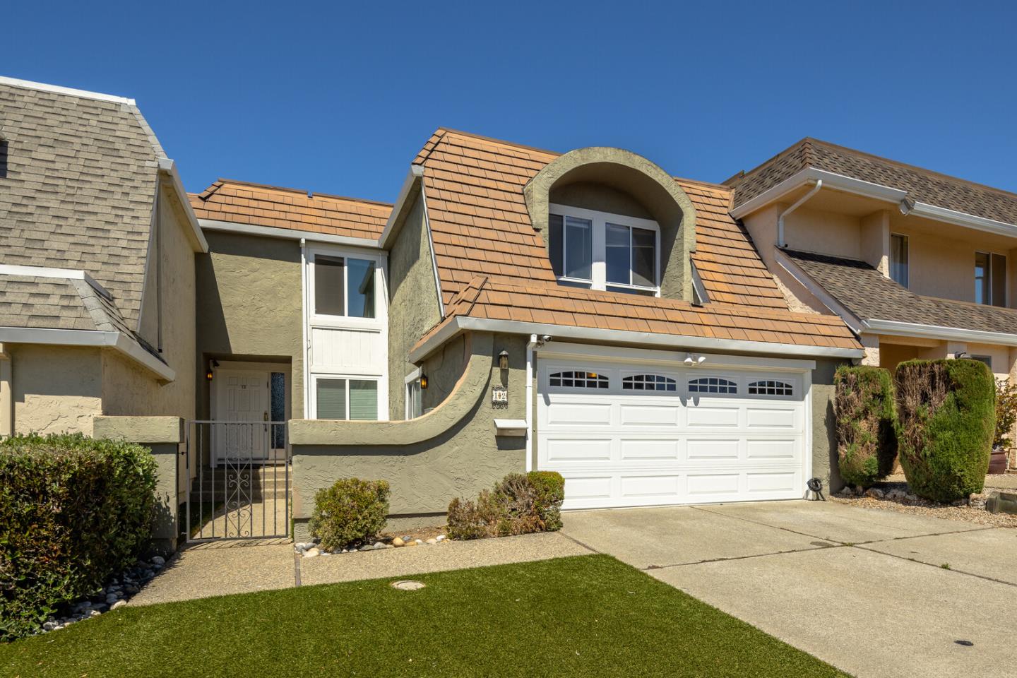 Detail Gallery Image 1 of 1 For 12 Bridge Ct, Belmont,  CA 94002 - 4 Beds | 2/1 Baths