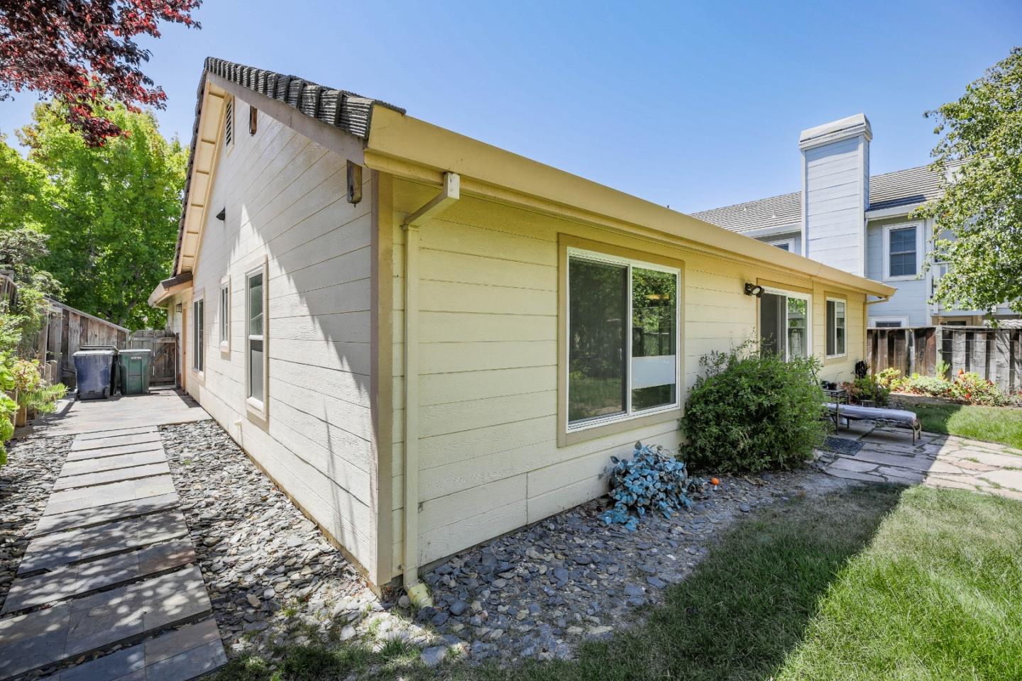 17799 Riverbend Rd, Salinas, CA 93908 3 Beds 2 Baths (Expired