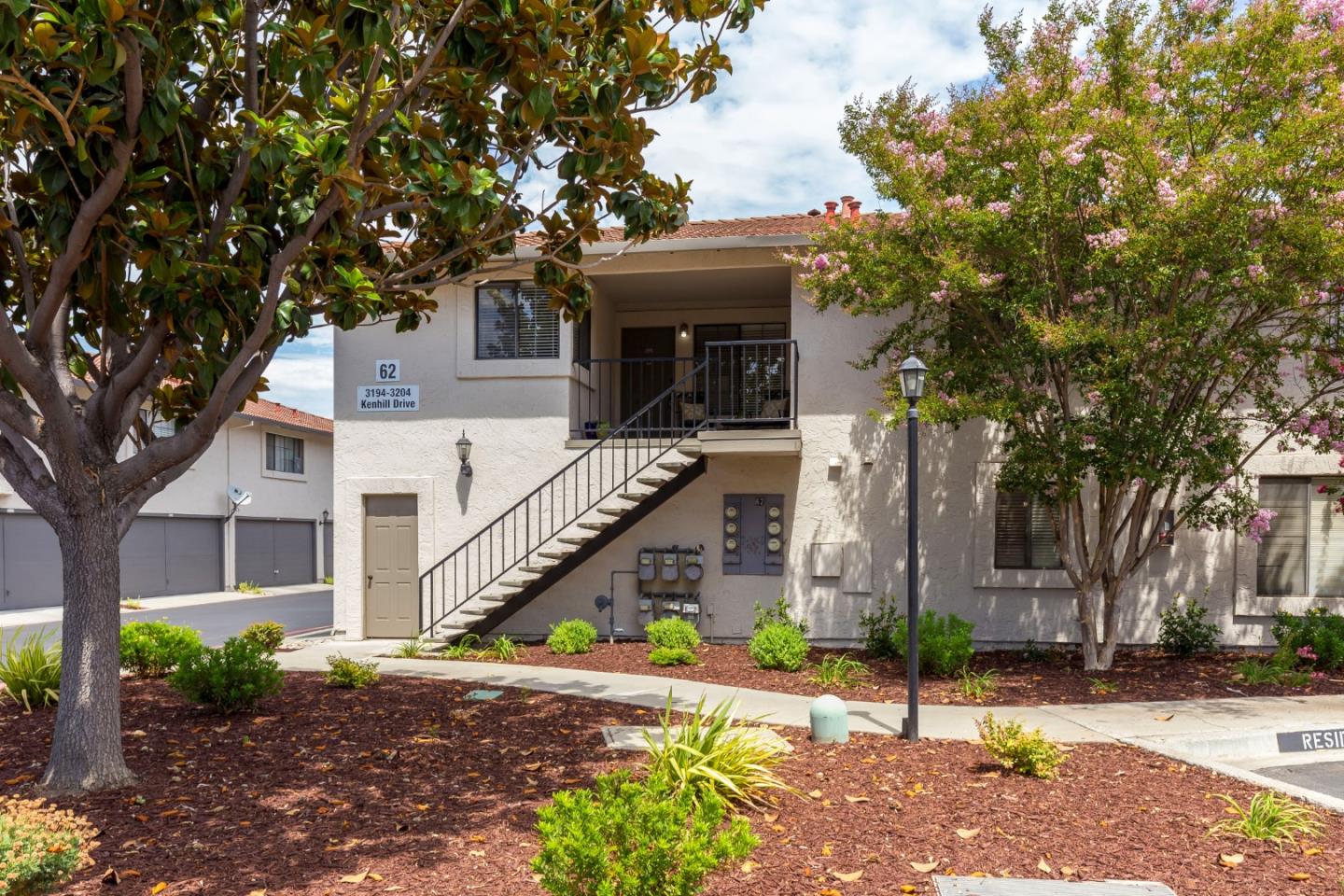 Detail Gallery Image 1 of 1 For 3198 Kenhill Dr, San Jose,  CA 95111 - 1 Beds | 1 Baths