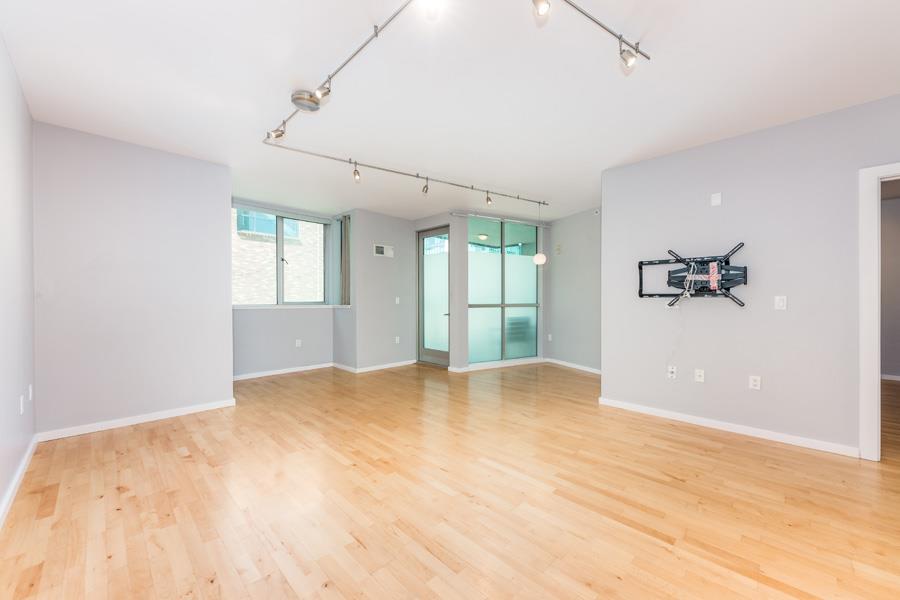 Detail Gallery Image 1 of 1 For 69 Clementina St #401,  San Francisco,  CA 94105 - 2 Beds | 2 Baths
