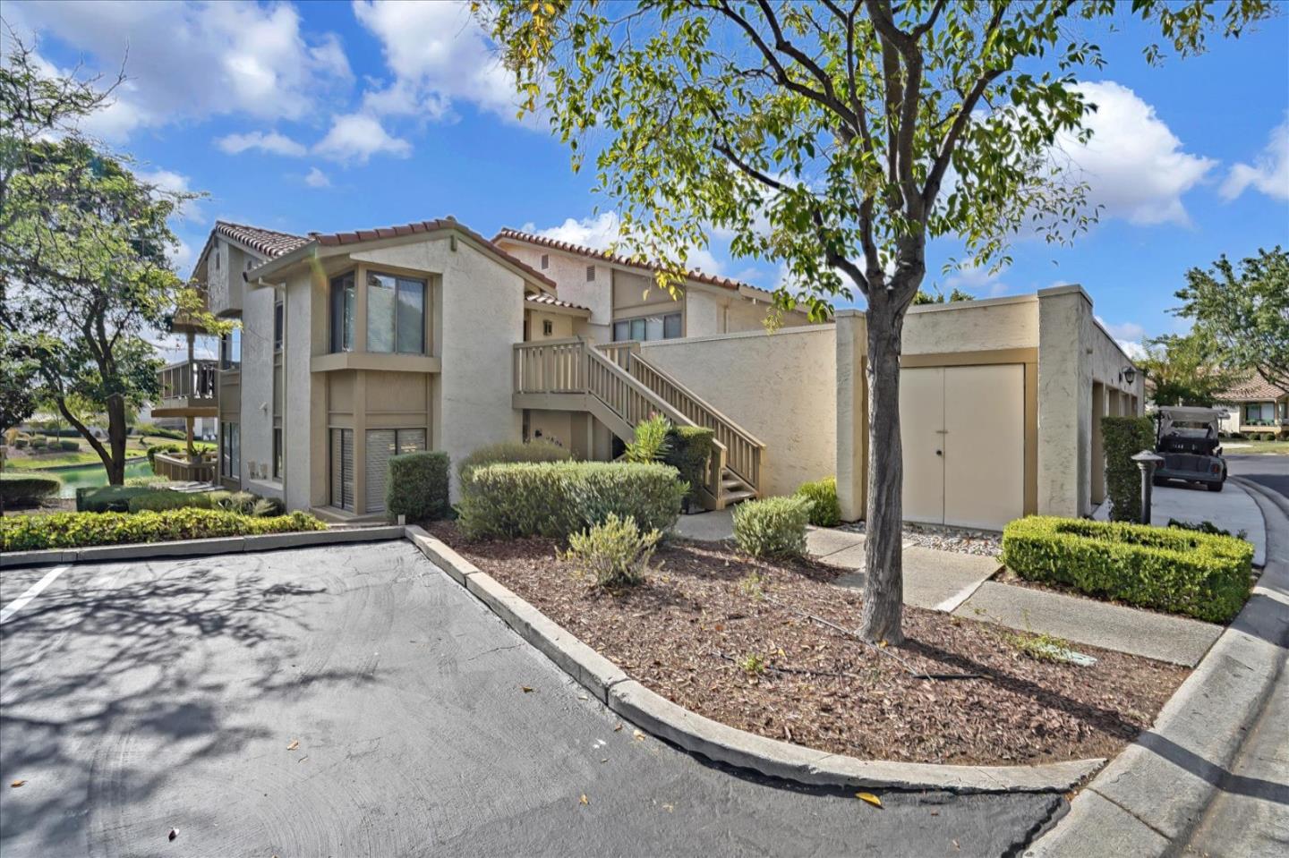 Detail Gallery Image 1 of 1 For 8409 Chenin Blanc Ln, San Jose,  CA 95135 - 2 Beds | 2 Baths