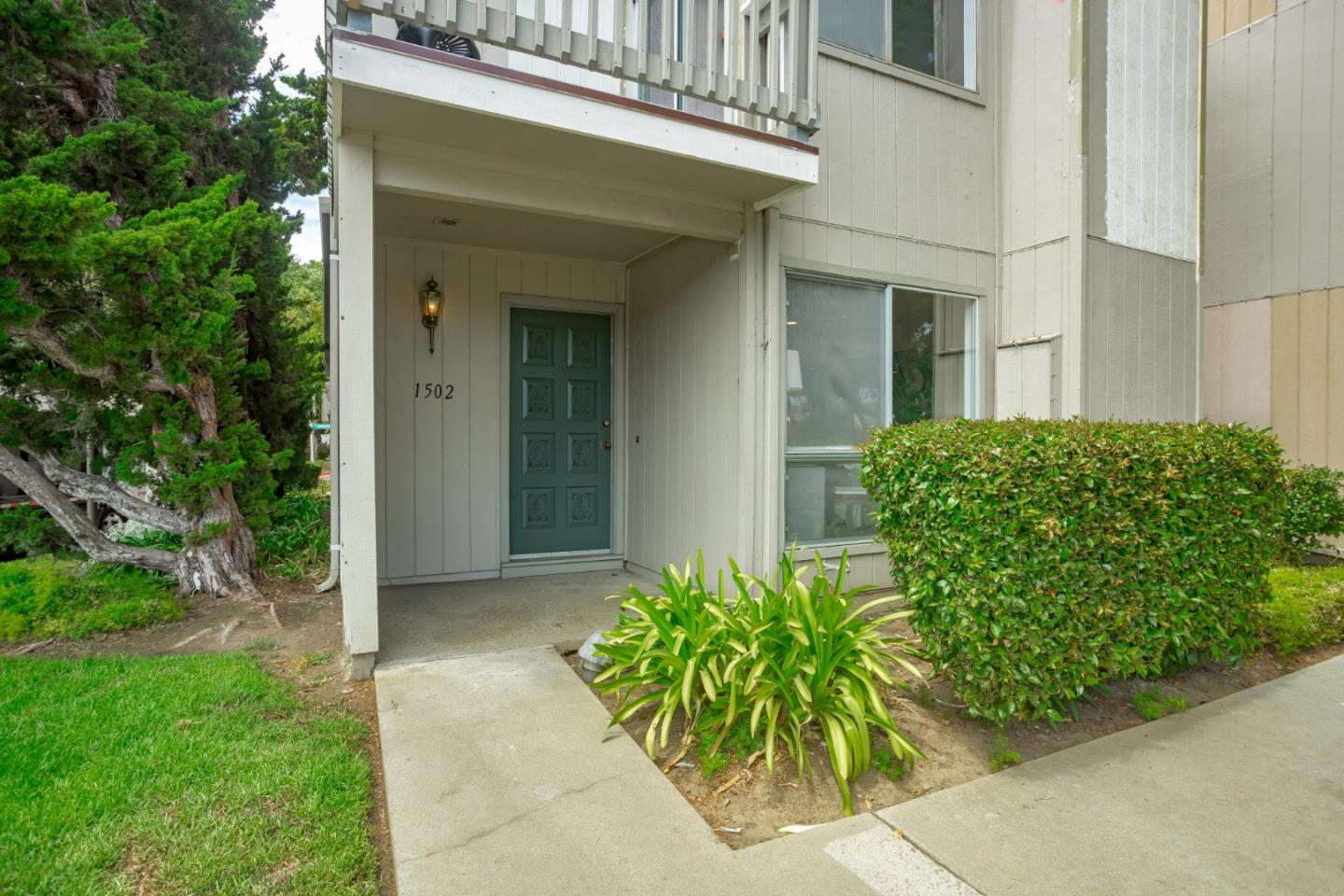 Detail Gallery Image 1 of 1 For 1502 Huddersfield Ct, San Jose,  CA 95126 - 2 Beds | 1/1 Baths