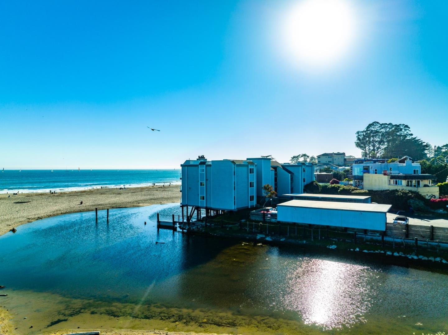 22130 E Cliff Dr 2c, Santa Cruz, CA 95062 2 Beds 2 Baths (Active