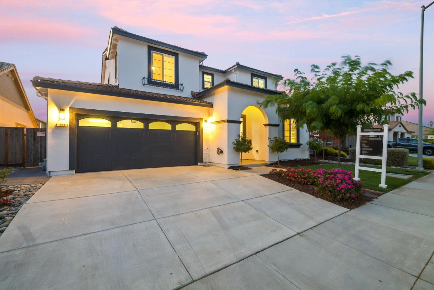 171 Pasilla Ct, Hill, CA 95037 5 Beds 4/1 Baths (Sold