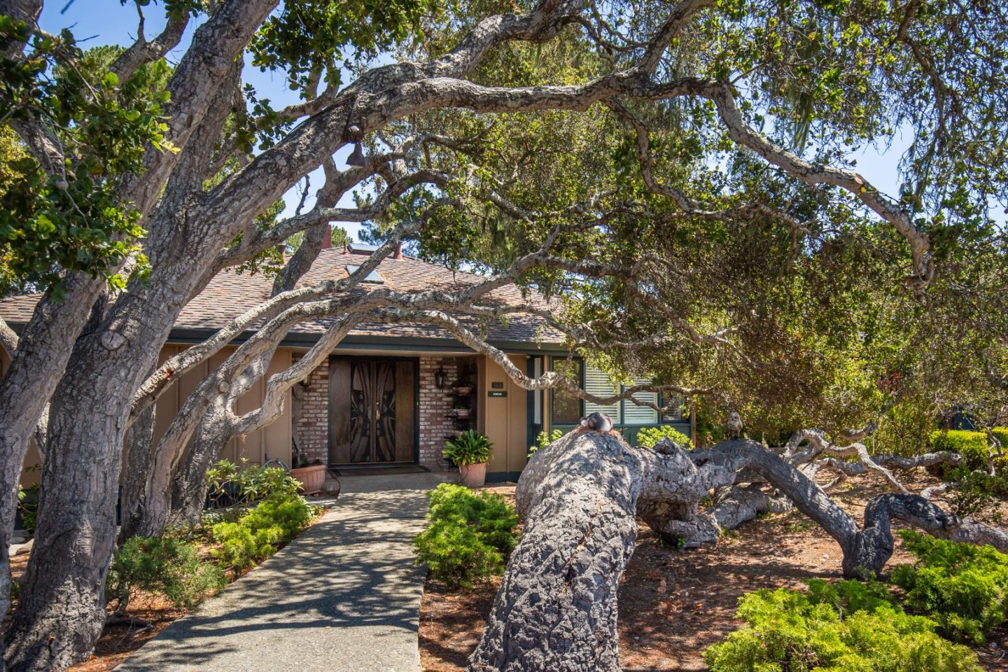 199 Del Mesa Carmel, Carmel, CA 93923 2 Beds 2 Baths (Sold