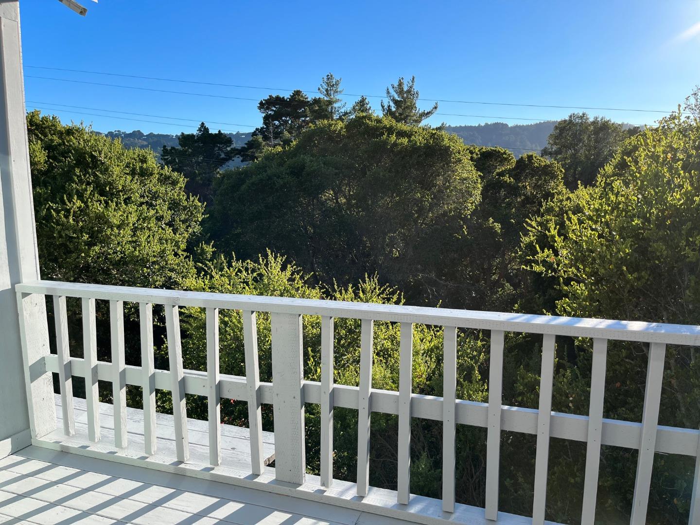 Detail Gallery Image 1 of 1 For 1259 Laurel Hill Dr, San Mateo,  CA 94402 - 3 Beds | 2 Baths