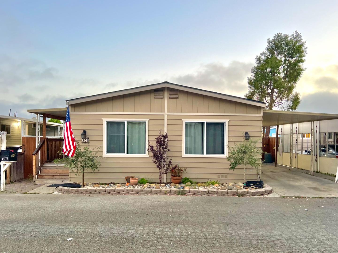 Detail Gallery Image 1 of 1 For 49 Blanca Ln #908,  Watsonville,  CA 95076 - 2 Beds | 2 Baths