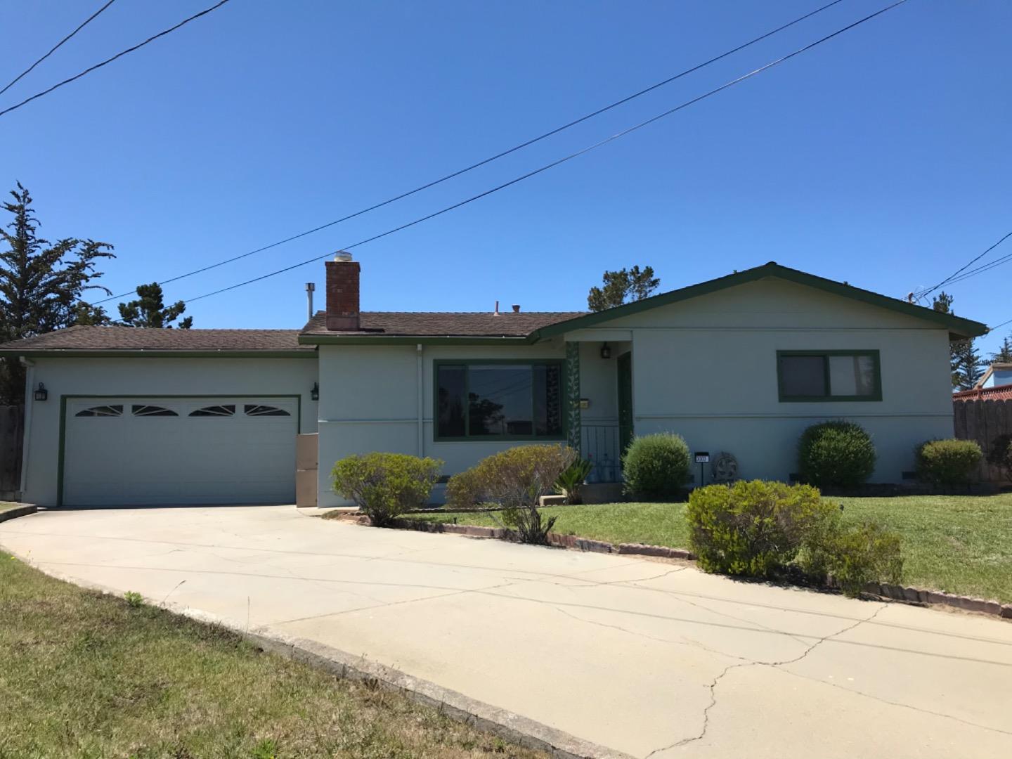 3002 Liberty Ct, Marina, CA 93933 3 Beds 2 Baths (Active