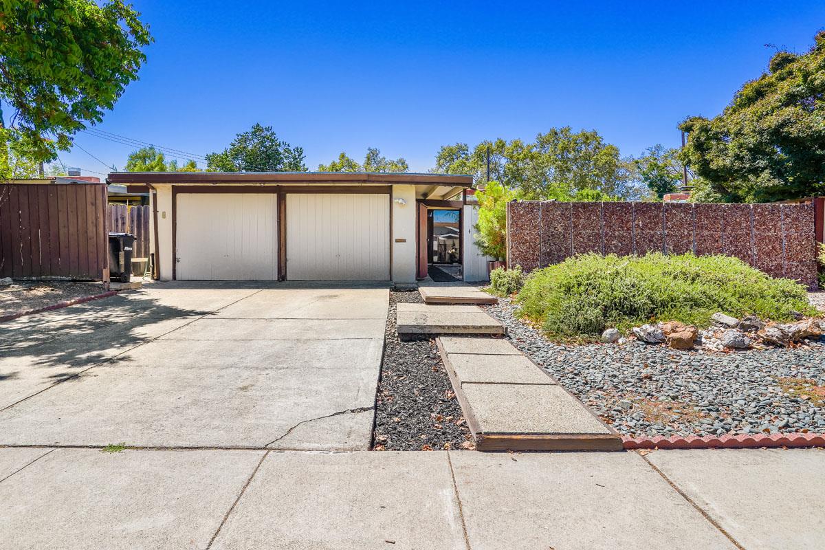 3023 Cameron Way, Santa Clara, CA 95051 3 Beds 2 Baths (Sold) ML81903323 MLSL
