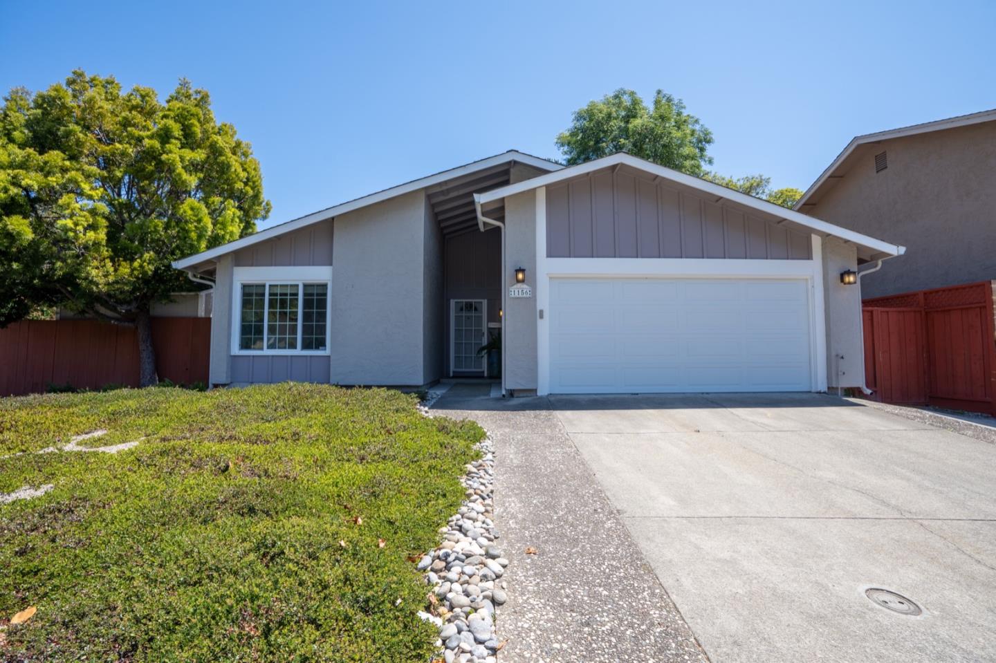 1156 Oddstad Blvd, Pacifica, CA 94044 3 Beds 2 Baths (Active