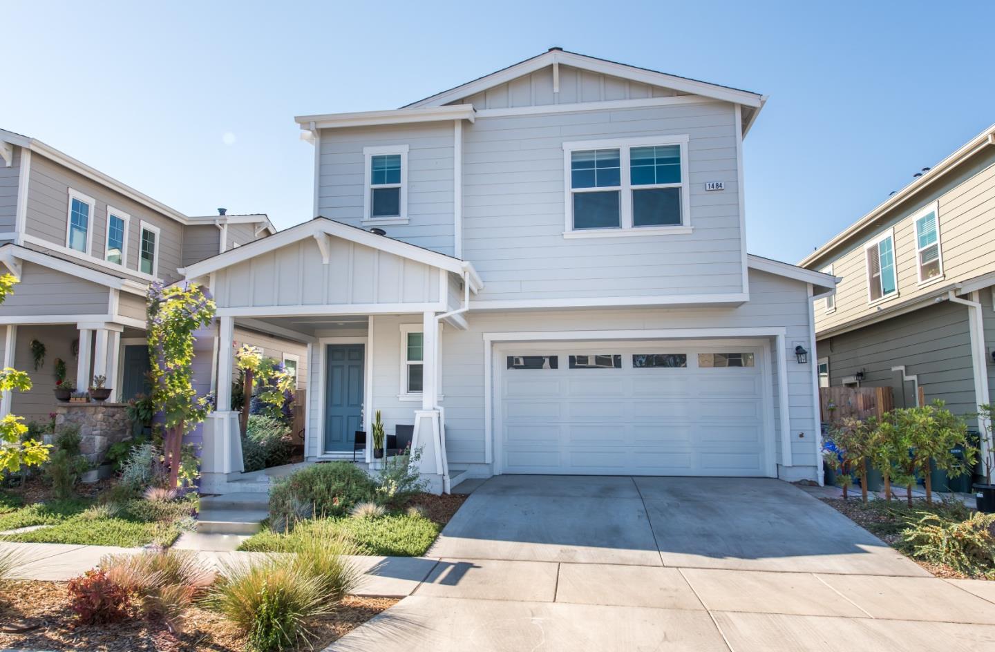 Detail Gallery Image 1 of 1 For 1484 Cecilia Dr, Santa Rosa,  CA 95401 - 4 Beds | 2/1 Baths
