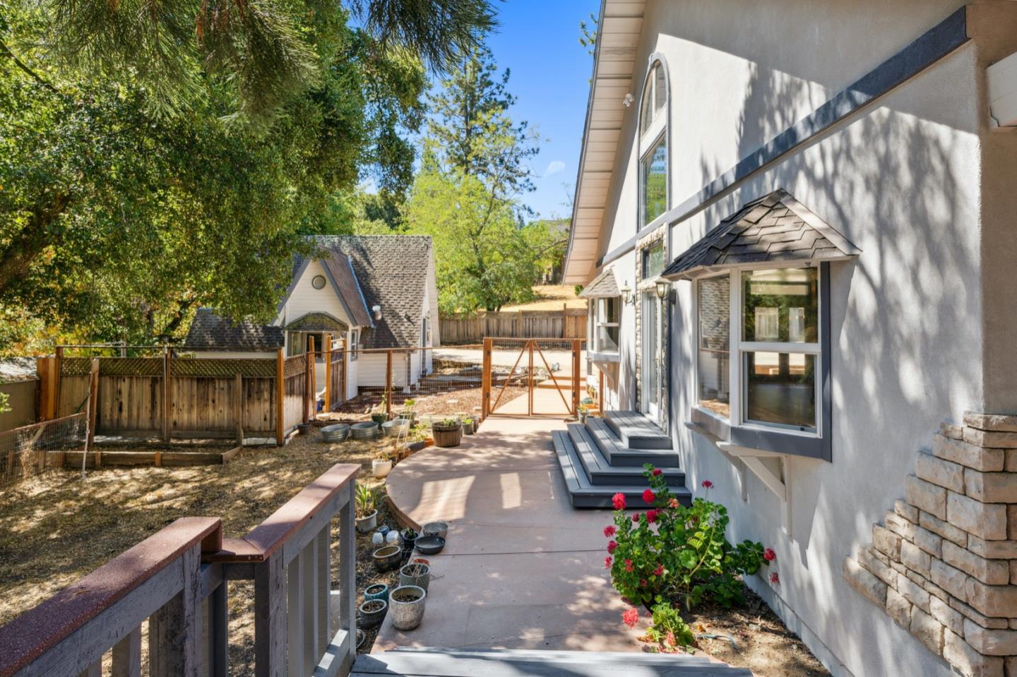 22095 Old Santa Cruz Hwy, Los Gatos, CA 95033 4 Beds 4 Baths