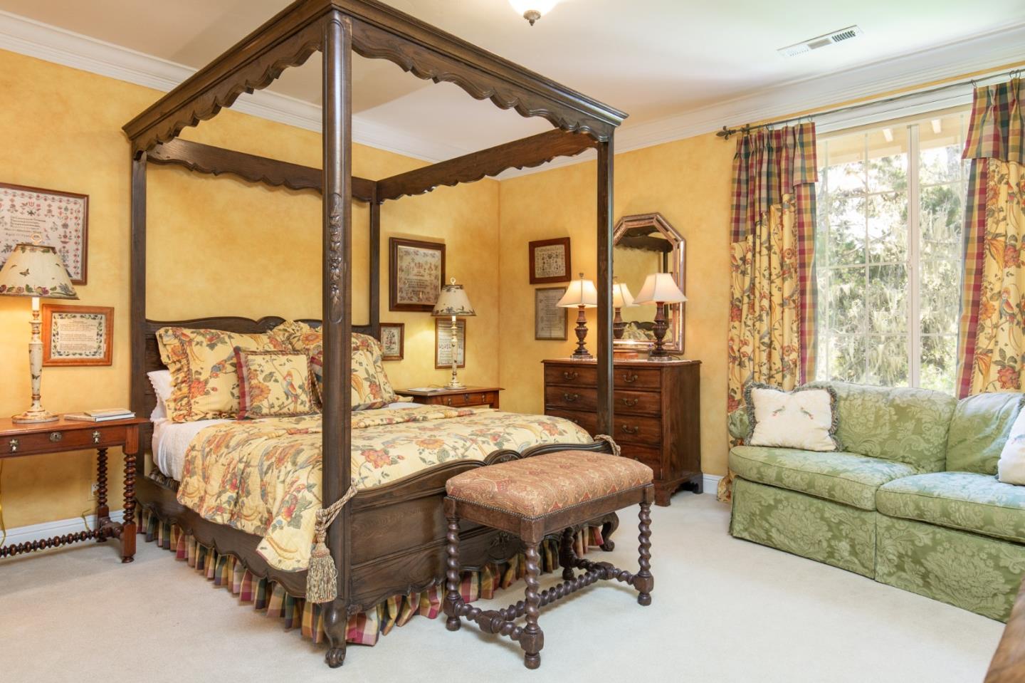 2817 17 Mile Drive Dr, Pebble Beach, CA 93953 6 Beds 5/1 Baths