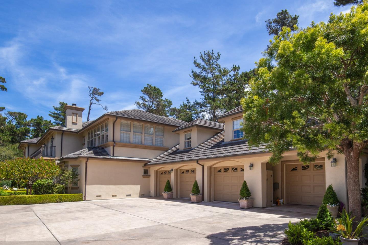 2817 17 Mile Drive Dr, Pebble Beach, CA 93953 6 Beds 5/1 Baths
