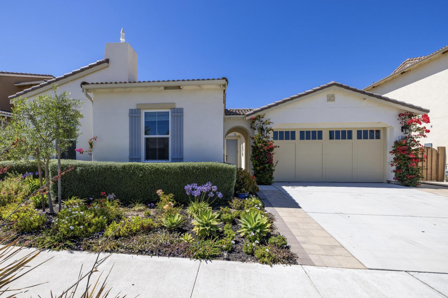 Detail Gallery Image 1 of 1 For 3013 Bluffs Dr, Marina,  CA 93933 - 3 Beds | 2/1 Baths