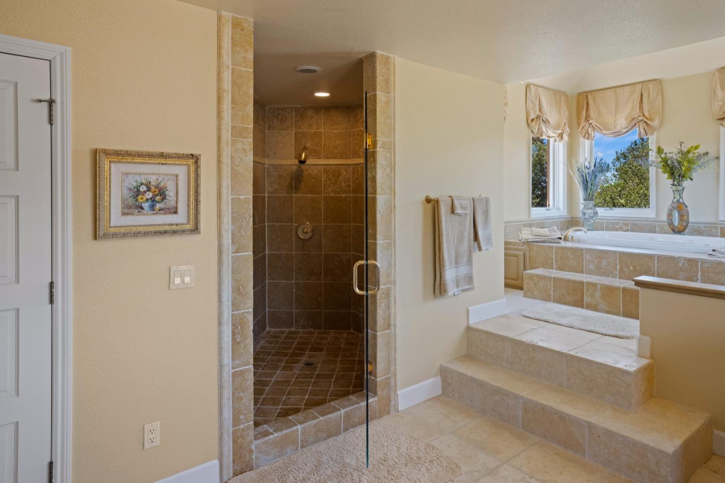 Detail Gallery Image 29 of 70 For 26265 Paseo Del Sur, Monterey,  CA 93940 - 5 Beds | 4/1 Baths