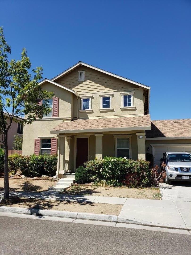 Photo of 307 Durer Dr in Patterson, CA