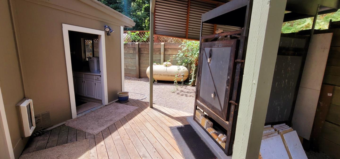 655 Browns Valley Rd, Corralitos, CA 95076 2 Beds 2/1 Baths