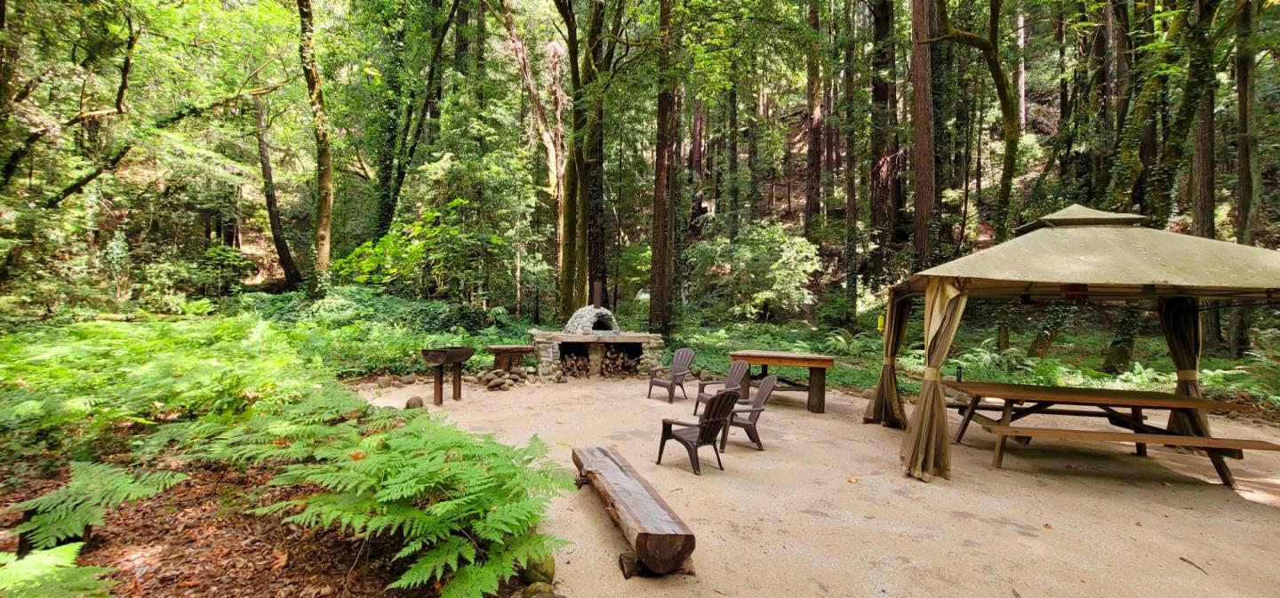 655 Browns Valley Rd, Corralitos, CA 95076 2 Beds 2/1 Baths