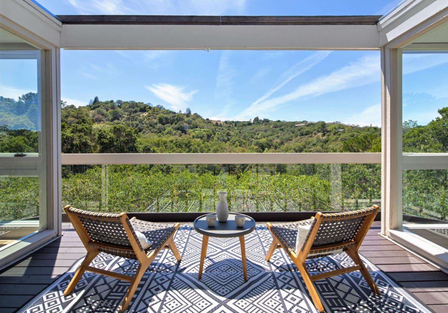 Detail Gallery Image 1 of 1 For 736 La Mesa Dr, Portola Valley,  CA 94028 - 3 Beds | 2/1 Baths