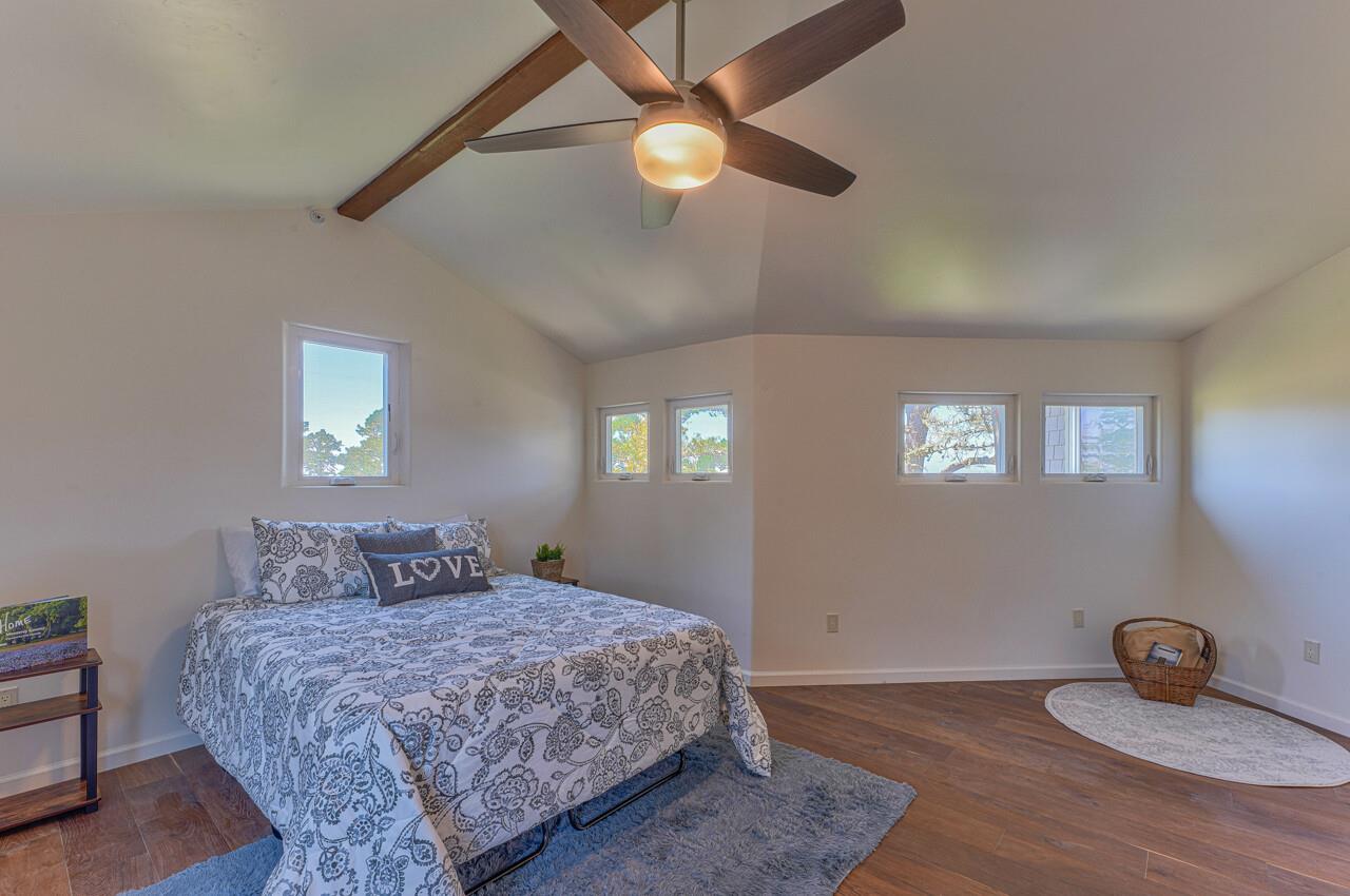 Detail Gallery Image 22 of 35 For 957 Syida Dr, Pacific Grove,  CA 93950 - 3 Beds | 2 Baths